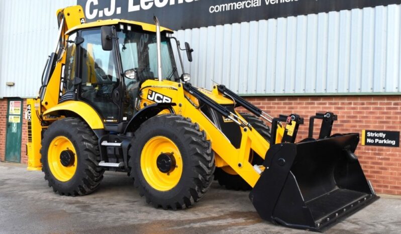 2024 4CX Sitemaster Pro, 81KW Engine, Advanced Easy Controls, Backhoe Loader.