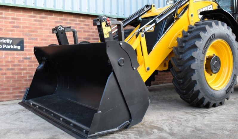 2024 4CX Sitemaster Pro, 81KW Engine, Advanced Easy Controls, Backhoe Loader. full