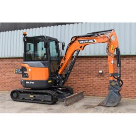 2023 DX27Z-7, Mini Excavator