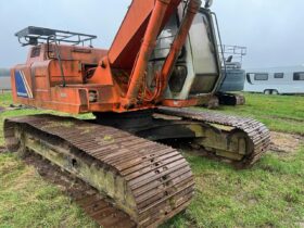 Hitachi FH200LC-3 Excavator  £7995 full