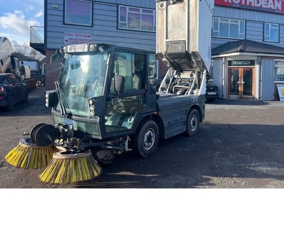 2016 SCHMIDT SWINGO 200+ ROAD SWEEPER in Compact Sweepers full