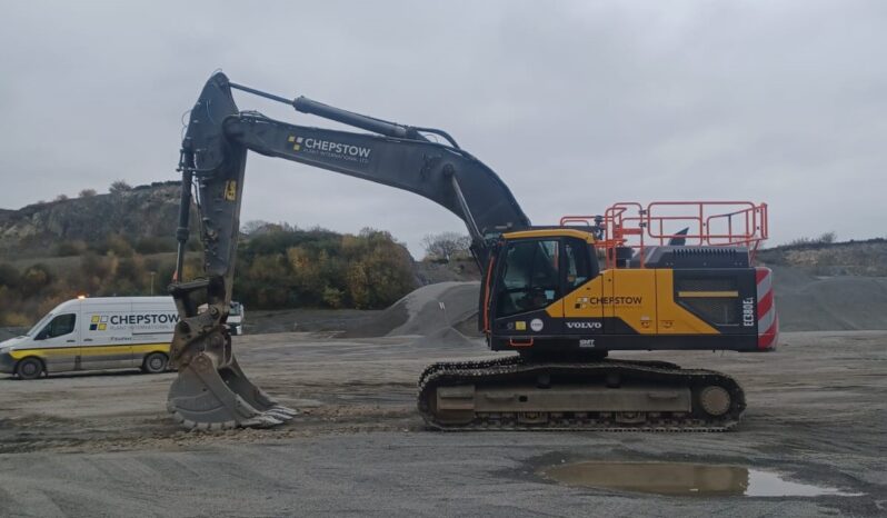 2022 Volvo EC380EL Excavator – Tracked for Sale in South Wales full