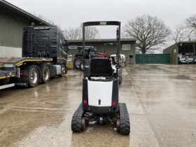 BOBCAT E10 full