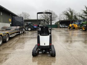 BOBCAT E10 full