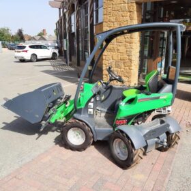 AVANT 220 mini loader full