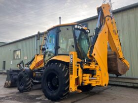 2022 JCB 3CX full