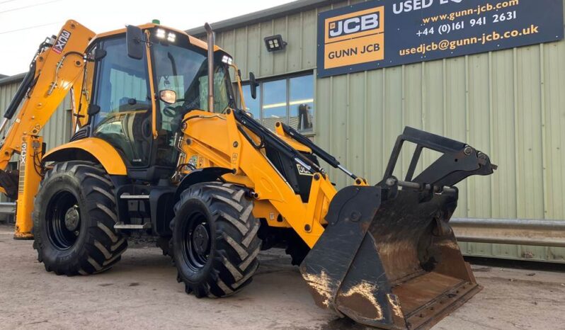 2022 JCB 3CX