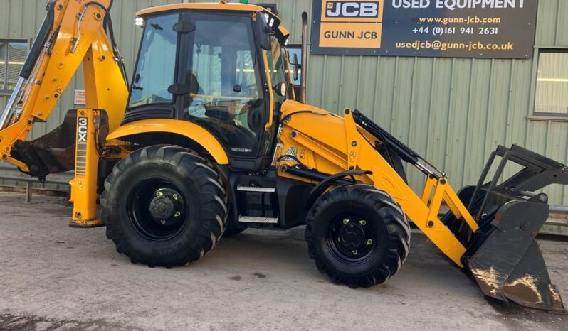 2022 JCB 3CX full