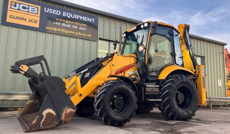 2022 JCB 3CX full