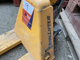 2500KG Pallet Truck. No VAT On Hammer For Auction on 2025-02-20 For Auction on 2025-02-20 full