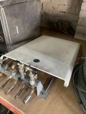 Baxi Duo-Tec Combi 28 HE A Condensing Combi Boiler. No VAT On Hammer For Auction on 2025-02-20 For Auction on 2025-02-20 full