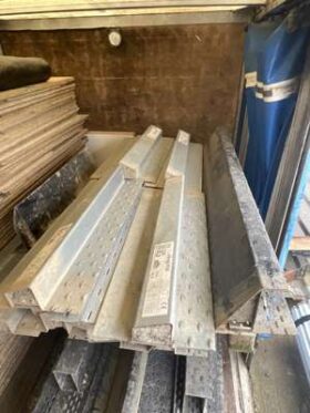 Pallet of Catnic Supports in Various Lengths and Sizes. No VAT On Hammer For Auction on 2025-02-20 For Auction on 2025-02-20 full