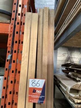 5 x Various Sized New and Reclaimed Internal Doors. No VAT On Hammer For Auction on 2025-02-20 For Auction on 2025-02-20 full