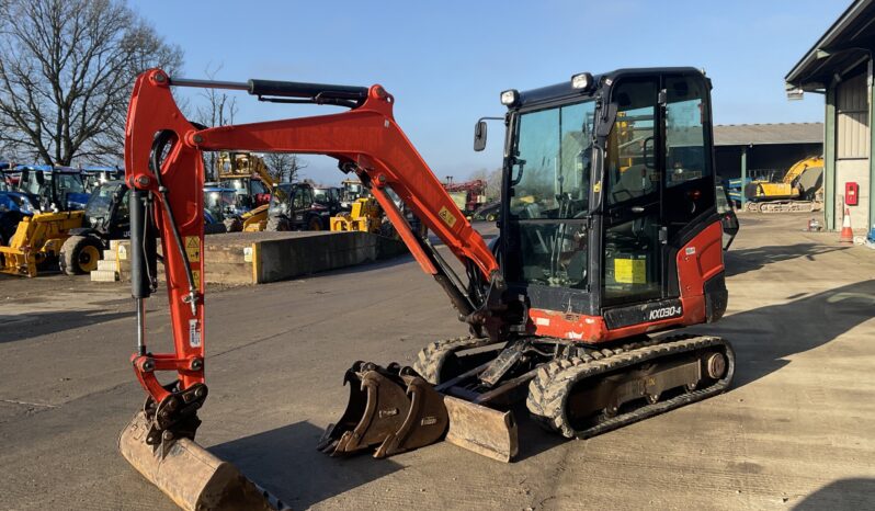 KUBOTA KX030-4 full