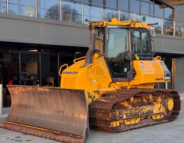 TRU2050 – MARCH 2022, KOMATSU D51 PXI DOZER