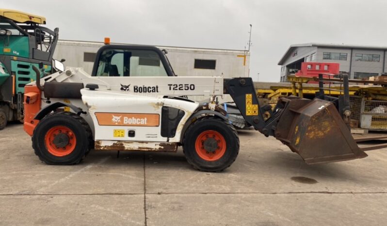 2011 Bobcat T2250 DeadRow For Auction: Dromore – 21st & 22nd February 2025 @ 9:00am For Auction on 2025-02-21 full