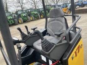 NEW HOLLAND E17D full