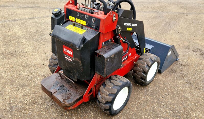 2002 Toro Dingo 3200 skidsteer loader full