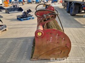 2015 Lloyd 58″ Hydraulic Screening Bucket 65mm Pin to suit 13 Ton Excavator Crushing & Screening Attachments For Auction: Leeds – 5th, 6th, 7th & 8th March 2025 @ 8:00am full