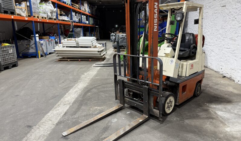 Nissan 15 2W330 Twin Mast Counter Balance Forklift Truck For Auction on 2025-02-26 full