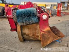 2015 Lloyd 52″ Hydraulic Trommel Screening Bucket 65mm Pin to suit 13 Ton Excavator Crushing & Screening Attachments For Auction: Leeds – 5th, 6th, 7th & 8th March 2025 @ 8:00am full