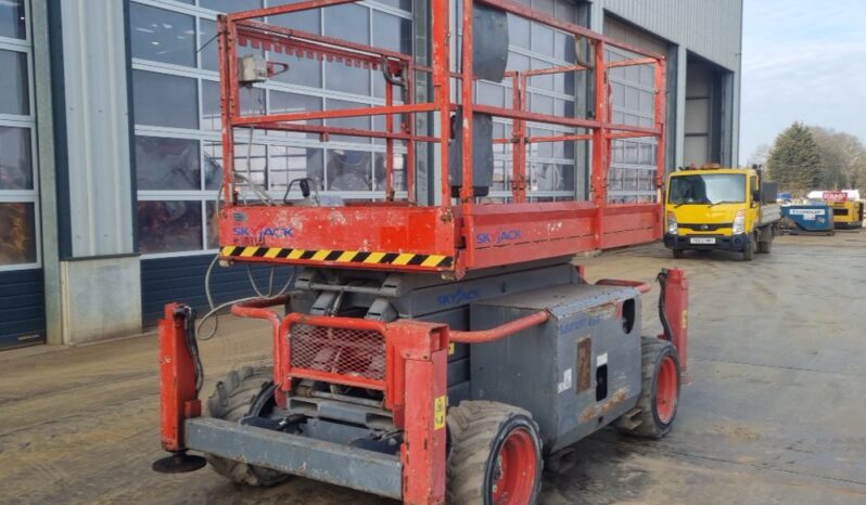 SkyJack 4×4 Diesel/Electric Scissor Lift, 11.7m Working Height, 454kg Platform Capacity, Extending Deck, Stabilisers (Fuel Problems) Manlifts For Auction: Leeds – 5th, 6th, 7th & 8th March 2025 @ 8:00am full