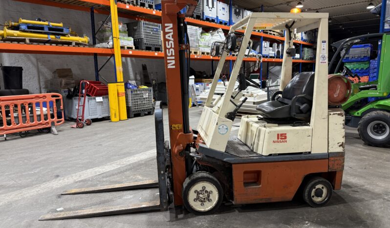 Nissan 15 2W330 Twin Mast Counter Balance Forklift Truck For Auction on 2025-02-26 full