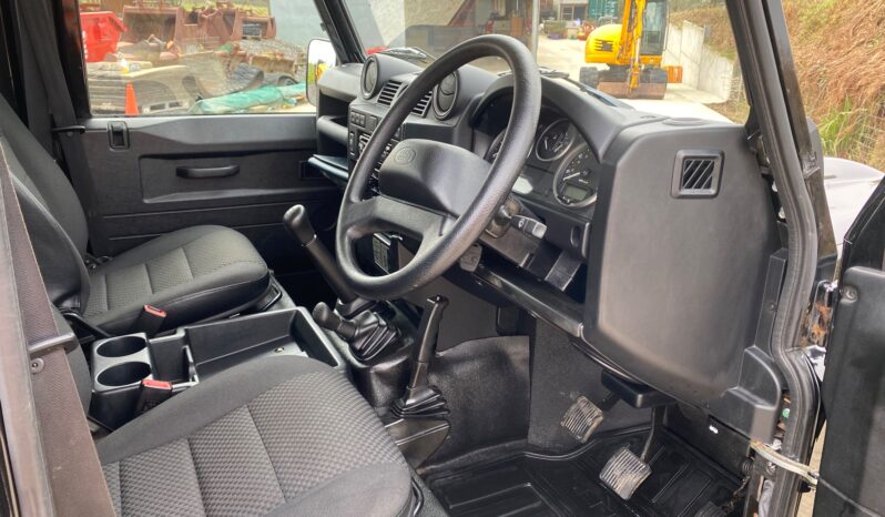 2013 Land Rover Defender 110 full