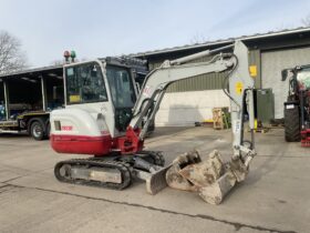 TAKEUCHI TB230 full