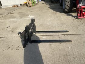 TAYLOR ATTACHMENTS PALLET FORKS full