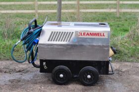 Used CLEANWELL 14-100 STEAM PRESSURE WASHER £1000