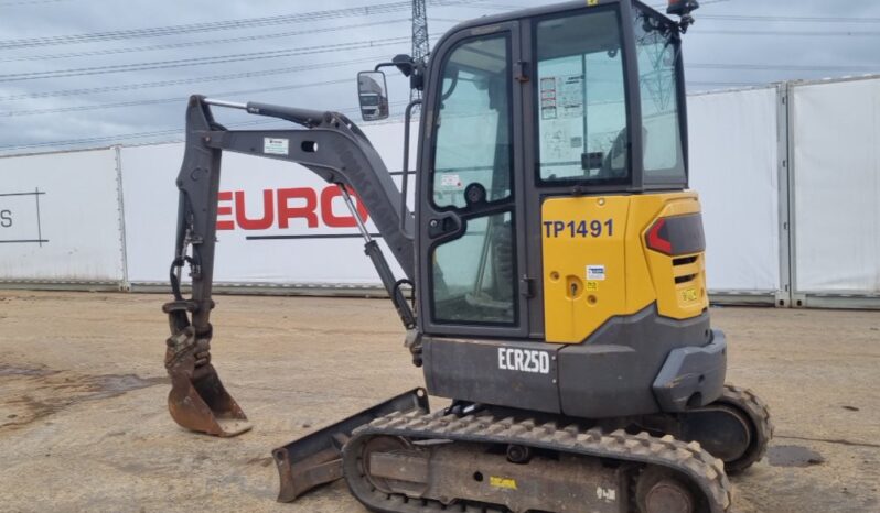 2017 Volvo ECR25D Mini Excavators For Auction: Leeds – 5th, 6th, 7th & 8th March 2025 @ 8:00am full