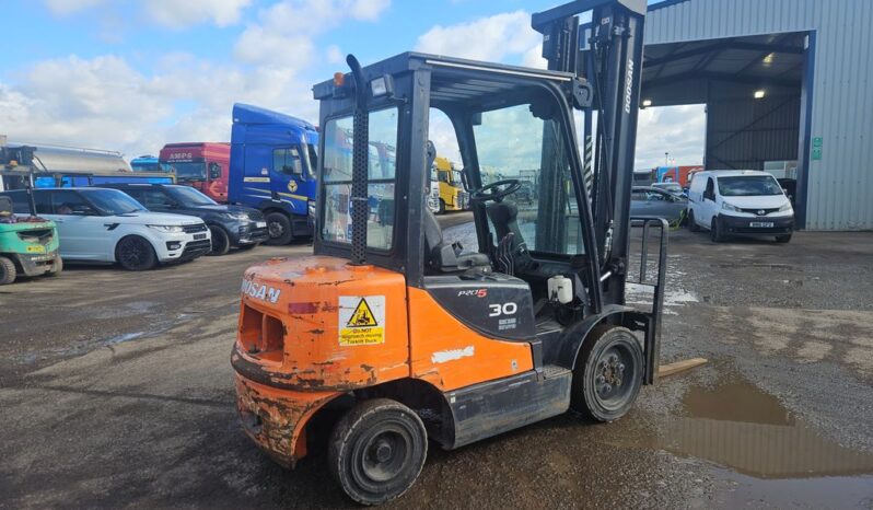 1 DOOSAN D30S-5 FORKLIFT For Auction on 2025-03-18 For Auction on 2025-03-18 full