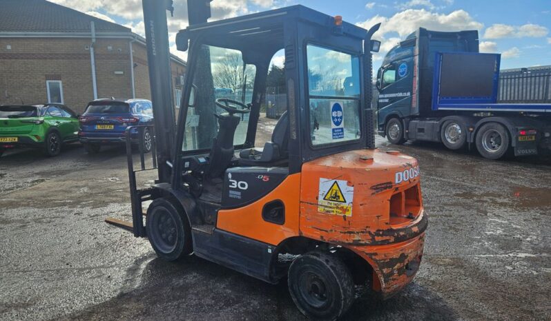 1 DOOSAN D30S-5 FORKLIFT For Auction on 2025-03-18 For Auction on 2025-03-18 full