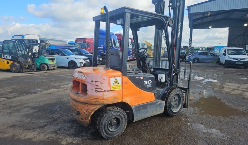 1 DOOSAN D30S-5 FORKLIFT For Auction on 2025-03-18 For Auction on 2025-03-18 full