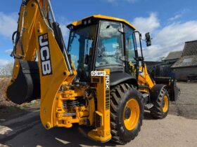 2024 JCB 3CX Sitemaster Plus AEC full