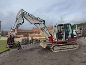 2017 Takeuchi TB290 9 Tonne Compact Hydraulic Excavator with Good Selection of Attachments, Buckets and Rototilt For Auction on 2025-03-18 For Auction on 2025-03-18