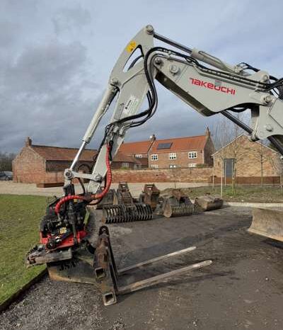 2017 Takeuchi TB290 9 Tonne Compact Hydraulic Excavator with Good Selection of Attachments, Buckets and Rototilt For Auction on 2025-03-18 For Auction on 2025-03-18 full