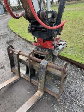 2017 Takeuchi TB290 9 Tonne Compact Hydraulic Excavator with Good Selection of Attachments, Buckets and Rototilt For Auction on 2025-03-18 For Auction on 2025-03-18 full