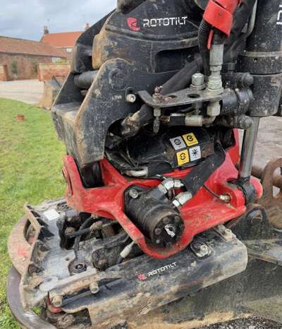 2017 Takeuchi TB290 9 Tonne Compact Hydraulic Excavator with Good Selection of Attachments, Buckets and Rototilt For Auction on 2025-03-18 For Auction on 2025-03-18 full