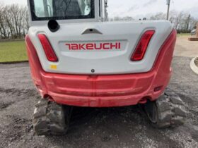 2022 Takeuchi TB370 7 Tonne Operating Mass Hydraulic Excavator with Rototilt Attachment and Grading Beam with Roller For Auction on 2025-03-18 For Auction on 2025-03-18 full