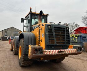 Hyundai HL760 9A Loading Shovel full