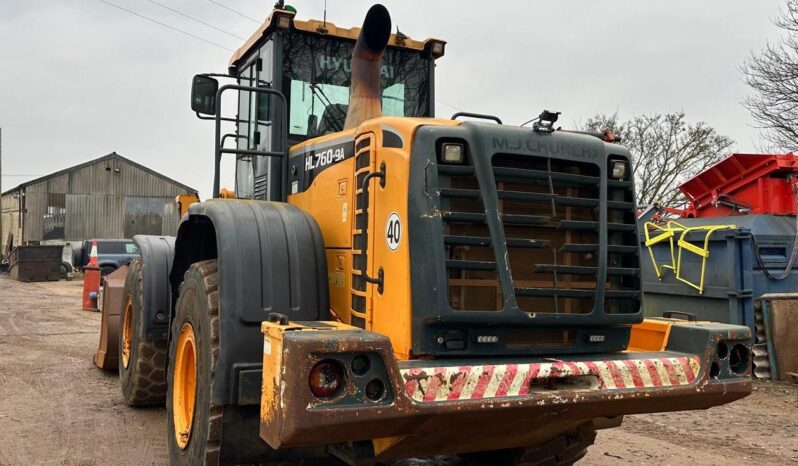 Hyundai HL760 9A Loading Shovel full