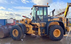 Hyundai HL760 9A Loading Shovel full