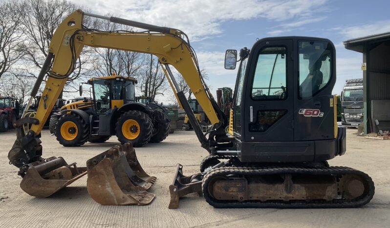 NEW HOLLAND E60C