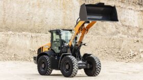 CASE takes on 100hp segment with new 421g wheel loader